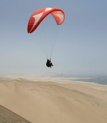 Parasailing-in-Desert.jpg